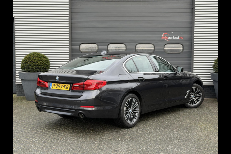 BMW 5 Serie 520i Executive Edition | Navigatie | Lederen Bekleding | 18 Inch Lichtmetalen Velgen | Cruise Control |