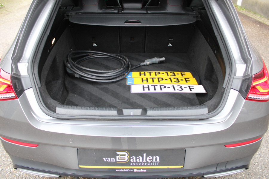 Mercedes-Benz CLA-Klasse Shooting Brake 250 e AMG Line PHEV SFEER LED NAVI CAMERA 47000KM!!!