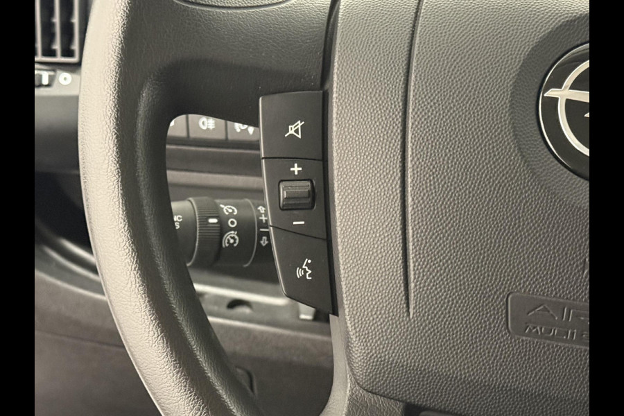 Opel Movano 2.2D 140 L2H2 Edition Opel Movano 2.2D 140  L2H2 Edition Airco  Navi PDC Trekhaak Cruise control Nieuw Model