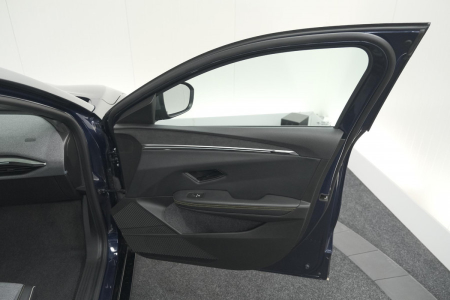 Renault Mégane E-Tech EV40 Boost Charge Techno | Pack Winter | Camera | Apple Carplay