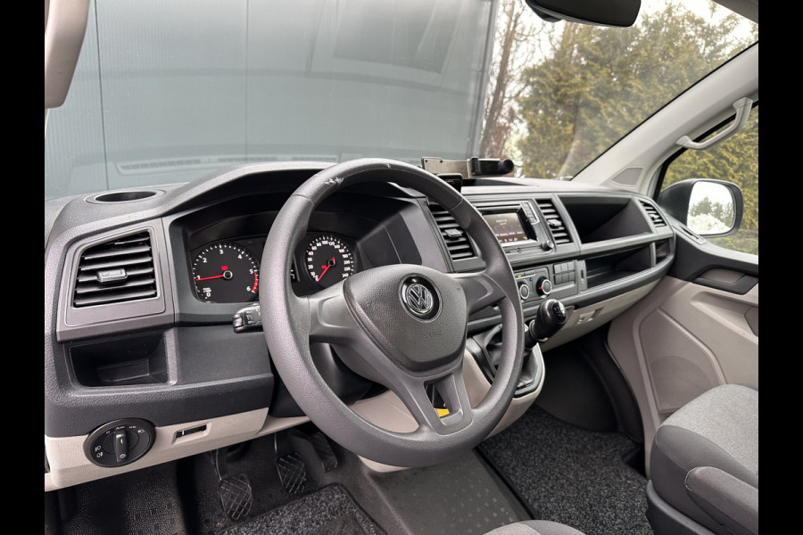 Volkswagen Transporter 2.0 TDI 102 PK / L1H1 / 1e EIG. / CAMERA / AIRCO / CRUISE / ACHTERKLEP / NETTE BUS