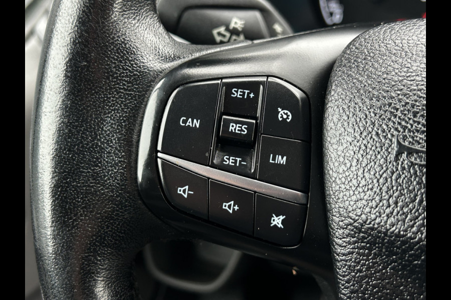 Ford Transit Custom 2.0 TDCI / L2H1 / 2.800 KG AHG / 1e EIG. / 45.870 KM / IMPERIAAL / TREKHAAK / AIRCO / CRUISE / STOELVERW.