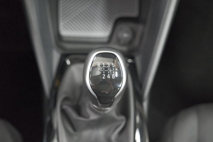 Citroën C4 Puretech 130 Plus | Camera | Apple Carplay | Parkeersensoren