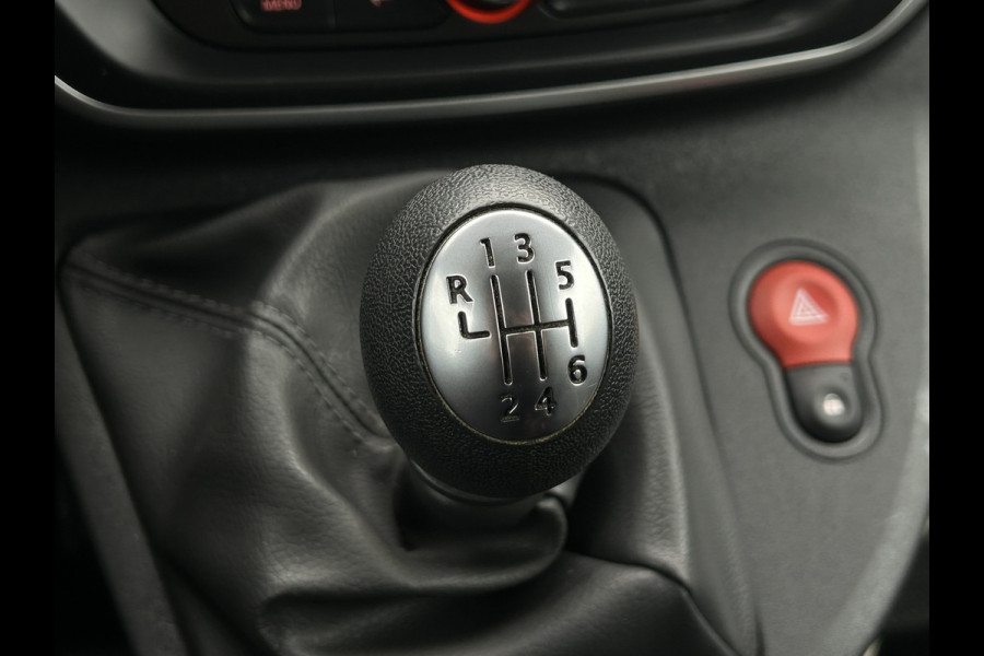 Renault Kangoo 1.5 Blue dCi / 6 BAK / 1e EIG. / TREKHAAK / NAVI / AIRCO / CRUISE / PDC