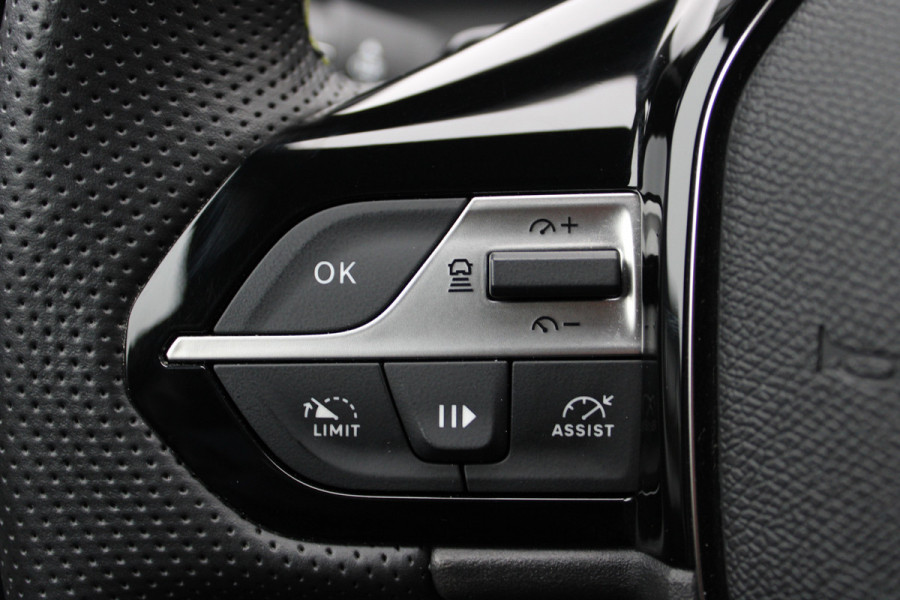 Peugeot 308 1.6 Plug-in Hybrid 225 GT | Trekhaak | Alcantara | 360 Camera | Navigatie | Black Pack