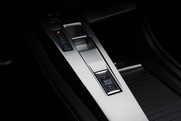 Peugeot 308 1.6 Plug-in Hybrid 225 GT | Trekhaak | Alcantara | 360 Camera | Navigatie | Black Pack