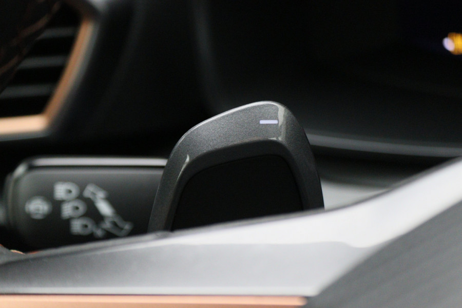 CUPRA Leon Sportstourer 1.4 e-Hybrid VZ Adrenaline Virtual Cockpit, Kuipstoelen, Beats Audio, ACC, Camera, Keyless, 19"