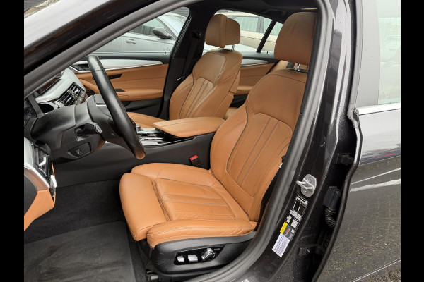 BMW 5 Serie 530e Business Edition Plus | Panoramadak | Camera | Lederen Bekleding | Laser | Elektrische Trekhaak |
