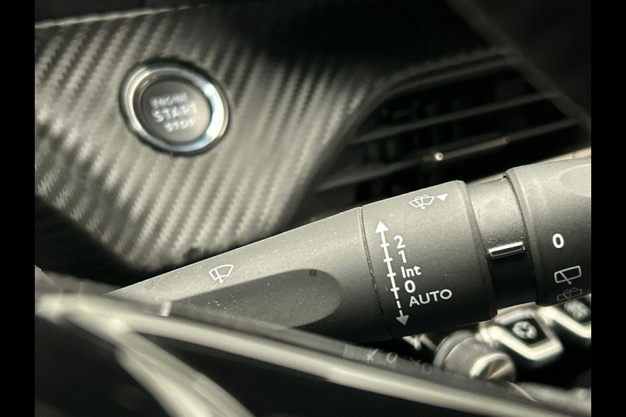 Peugeot 208 1.2 PureTech Allure | Origineel Nederlands | Climate / Cruise control Carplay Lichtmetaal