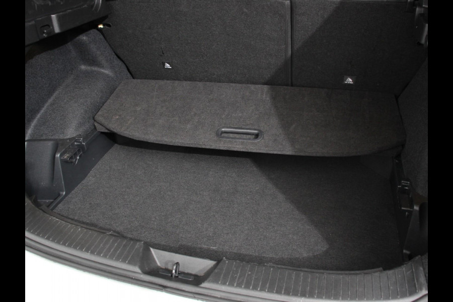 Nissan QASHQAI 1.3 MHEV Automaat N-Connecta | Navigatie | Climate Control | Sfeerverlichting | Camera 360 | Led | Dab | Verwarmde voorstoelen | Adaptive Cruise Control | Digitale Cockpit | Lichtmetalen Velgen