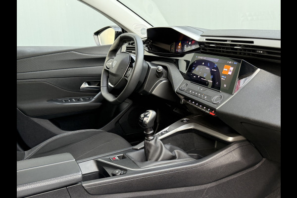 Peugeot 308 SW BWJ 2022 | 1.5HDi 131PK Pack Bus NL AUTO | CLIMA | NAVI | VOORRUIT VERW. | CARPLAY | LICHTMETAAL | PDC |