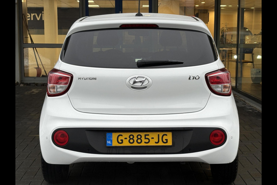 Hyundai i10 1.0i Premium | Stoelverwarming | Cruise Control | Parkeersensoren | Navigatie & Carplay |