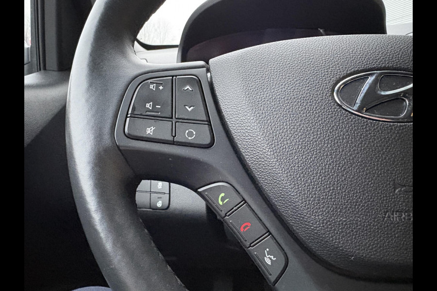 Hyundai i10 1.0i Premium | Stoelverwarming | Cruise Control | Parkeersensoren | Navigatie & Carplay |