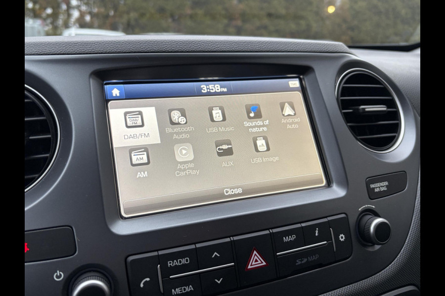 Hyundai i10 1.0i Premium | Stoelverwarming | Cruise Control | Parkeersensoren | Navigatie & Carplay |