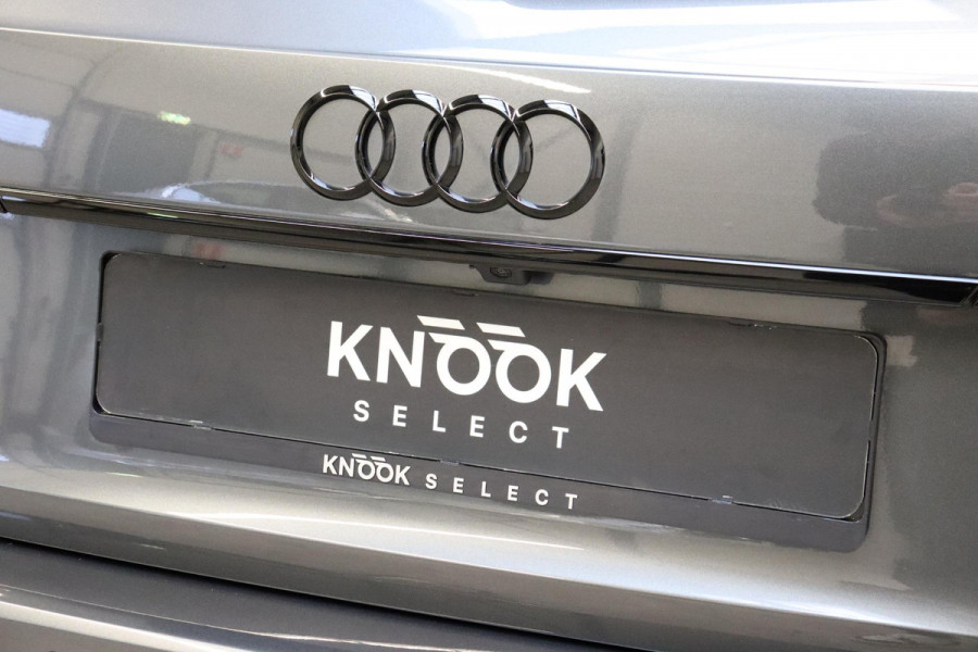 Audi A4 Avant 35 TFSI S Edition Competition Automaat / Panoramadak / Optic Black / Adaptieve Cruise Control / 18 Inch / LED / Stoelverwarming / Navigatiesysteem / Achteruitrijcamera / Extra Getint Glas / Climate Control