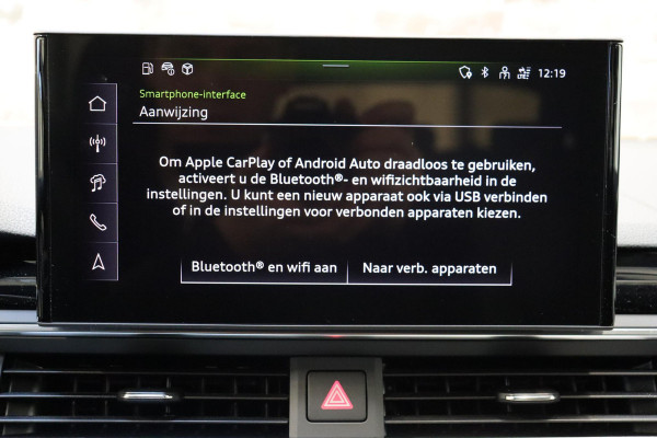 Audi A4 Avant 35 TFSI S Edition Competition Automaat / Panoramadak / Optic Black / Adaptieve Cruise Control / 18 Inch / LED / Stoelverwarming / Navigatiesysteem / Achteruitrijcamera / Extra Getint Glas / Climate Control