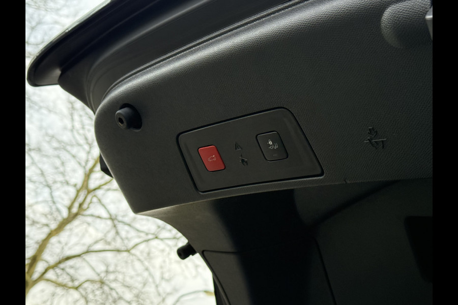 Peugeot 508 BWJ 12-2020 | 1.6 HYbrid 25PK Allure AUTOMAAT | CLIMA | NAVI | CRUISE | LMV | PDC 2X | CARPLAY | PRIVACY GLASS |