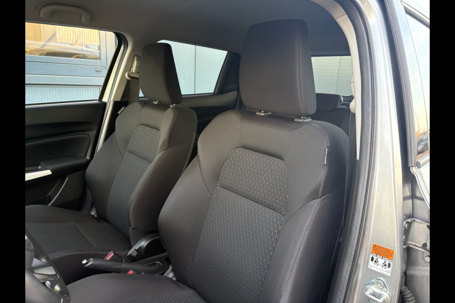 Suzuki Swift 1.2 90pk Select 5-drs. CAMERA/CARPLAY/AIRCO/LED/STOELVERW./16INCH