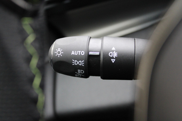 Peugeot 408 1.6 HYbrid 225 EAT8 GT | Panoramadak | Massage | Adatieve cruise | FULL