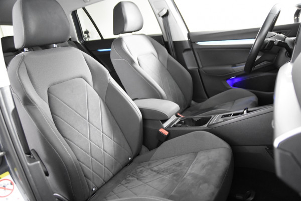 Volkswagen Golf Variant 1.0 eTSI Life DSG *1ste Eigenaar*Navigatie*Stoelverwarming*Camera*