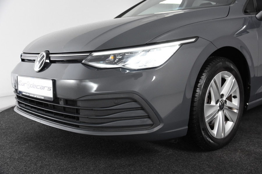 Volkswagen Golf Variant 1.0 eTSI Life DSG *1ste Eigenaar*Navigatie*Stoelverwarming*Camera*