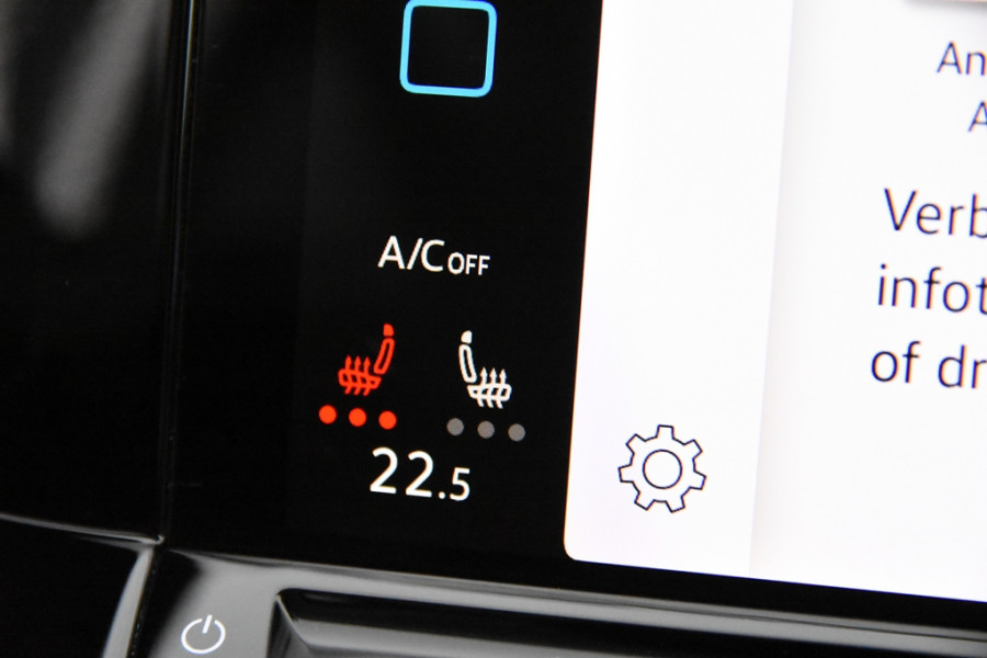 Volkswagen Golf Variant 1.0 eTSI Life DSG *1ste Eigenaar*Navigatie*Stoelverwarming*Camera*
