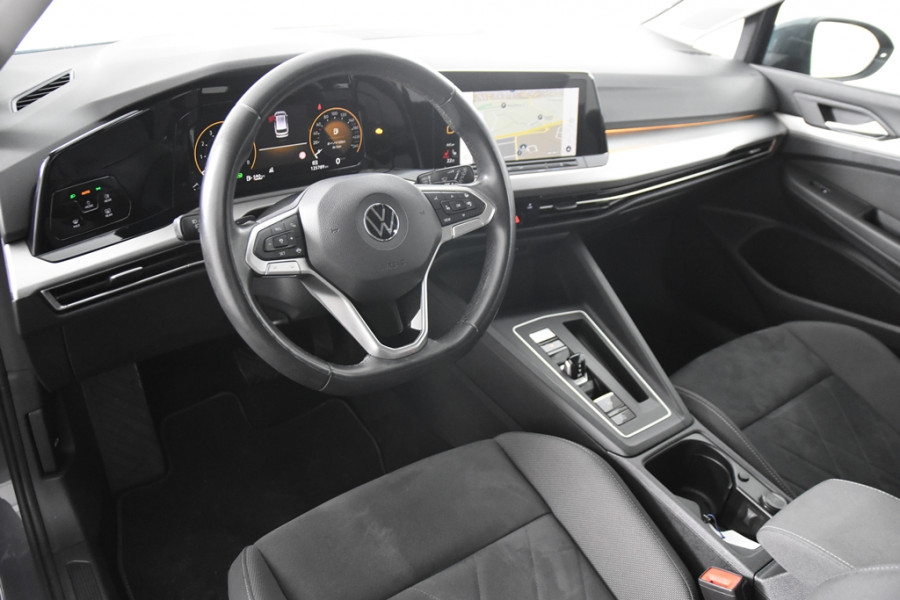Volkswagen Golf Variant 1.0 eTSI Life DSG *1ste Eigenaar*Navigatie*Stoelverwarming*Camera*