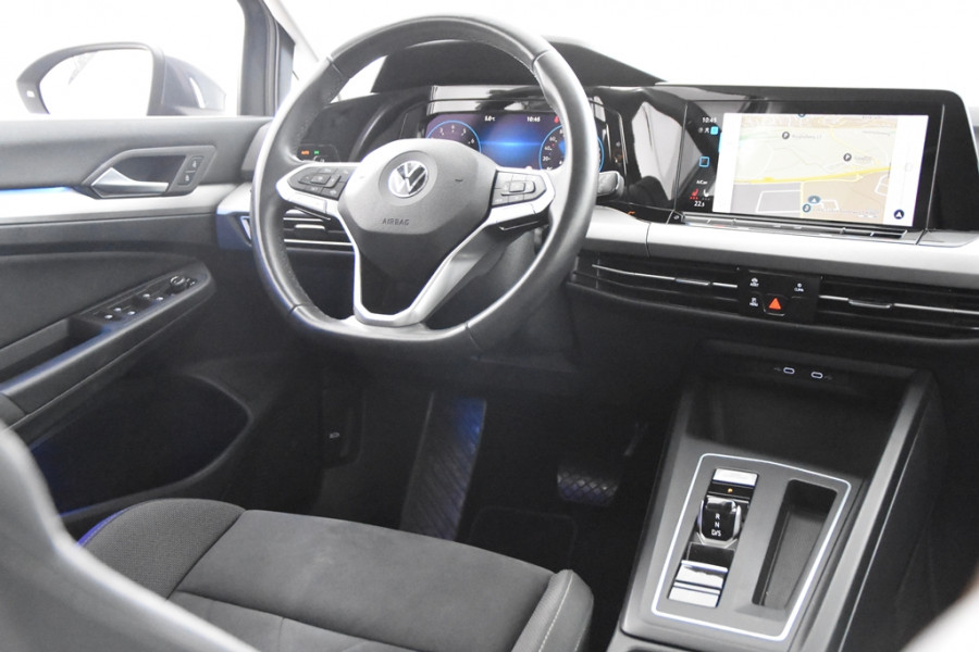 Volkswagen Golf Variant 1.0 eTSI Life DSG *1ste Eigenaar*Navigatie*Stoelverwarming*Camera*