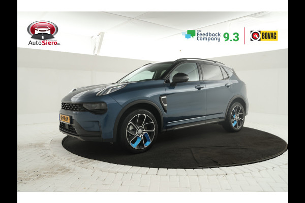 Lynk & Co 01 1.5 Black pakket, Navigatie, Apple carplay.