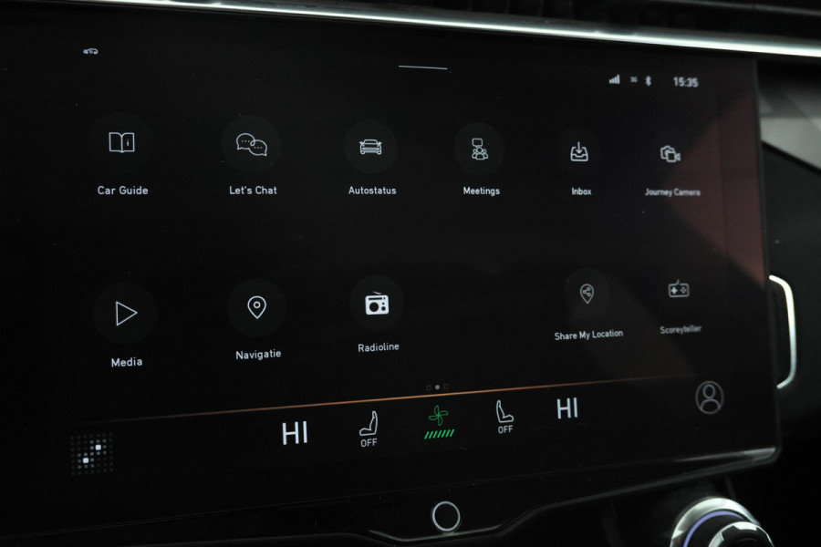 Lynk & Co 01 1.5 Black pakket, Navigatie, Apple carplay.