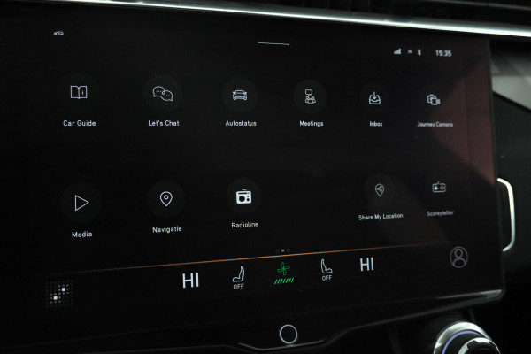 Lynk & Co 01 1.5 Black pakket, Navigatie, Apple carplay.