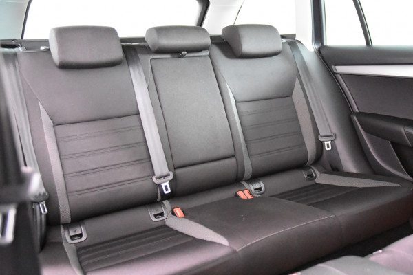 Škoda Octavia Combi 1.0 TSI Combi *1ste Eigenaar*Navigatie*PDC*Stoelverwarming*