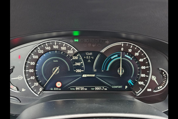 BMW 5 Serie 530e iPerformance High Executive | Automaat | M Sport | LED | Stoelverwarming | Park Assist | Driving Assist | Leder | M Aerodynamics |