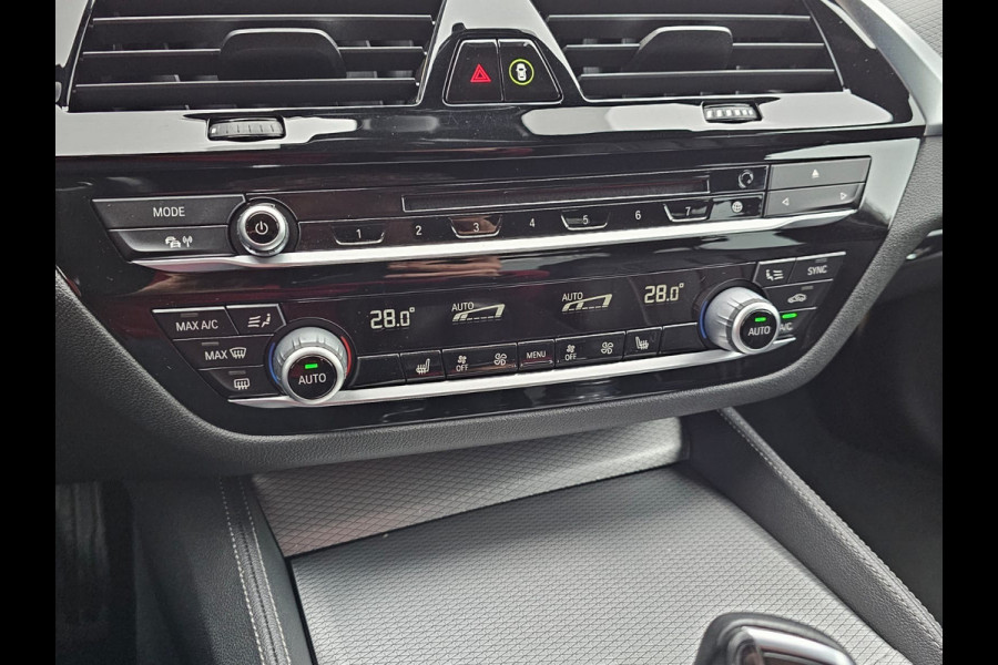 BMW 5 Serie 530e iPerformance High Executive | Automaat | M Sport | LED | Stoelverwarming | Park Assist | Driving Assist | Leder | M Aerodynamics |