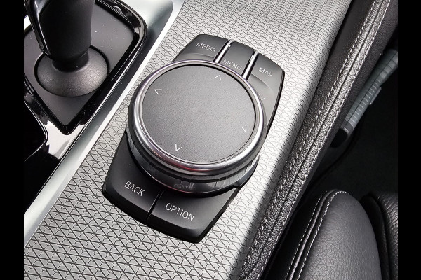 BMW 5 Serie 530e iPerformance High Executive | Automaat | M Sport | LED | Stoelverwarming | Park Assist | Driving Assist | Leder | M Aerodynamics |