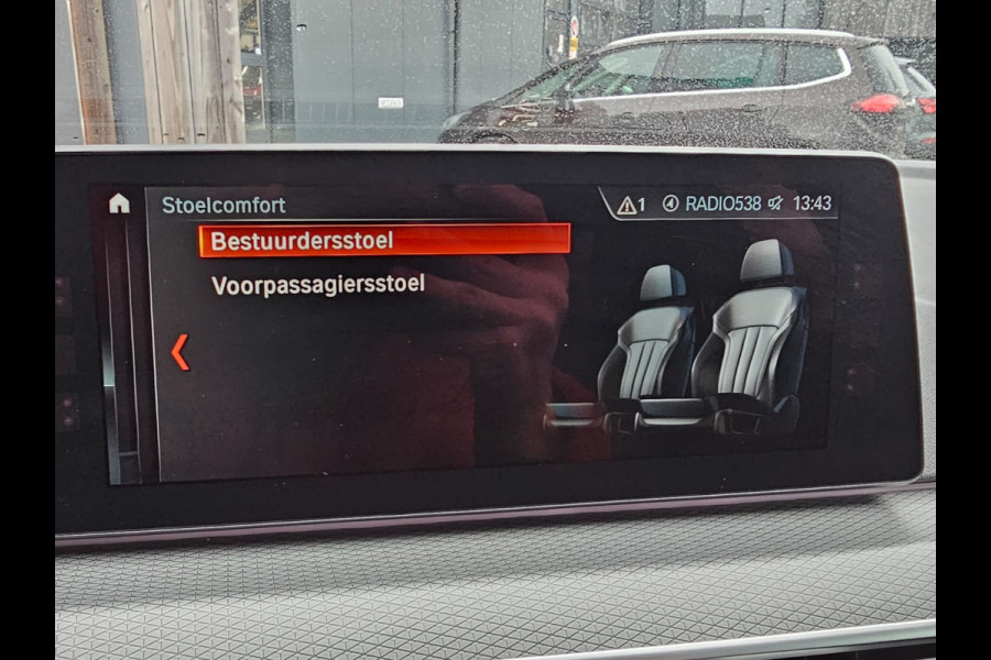 BMW 5 Serie 530e iPerformance High Executive | Automaat | M Sport | LED | Stoelverwarming | Park Assist | Driving Assist | Leder | M Aerodynamics |