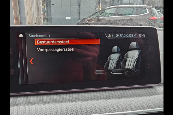 BMW 5 Serie 530e iPerformance High Executive | Automaat | M Sport | LED | Stoelverwarming | Park Assist | Driving Assist | Leder | M Aerodynamics |