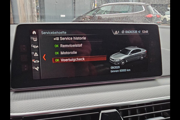 BMW 5 Serie 530e iPerformance High Executive | Automaat | M Sport | LED | Stoelverwarming | Park Assist | Driving Assist | Leder | M Aerodynamics |