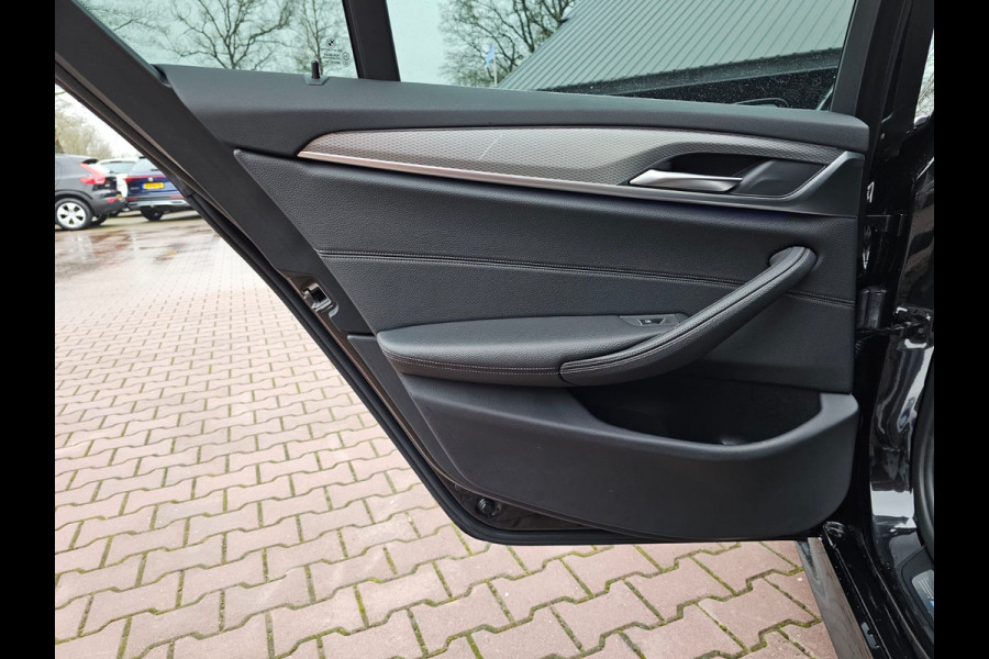 BMW 5 Serie 530e iPerformance High Executive | Automaat | M Sport | LED | Stoelverwarming | Park Assist | Driving Assist | Leder | M Aerodynamics |