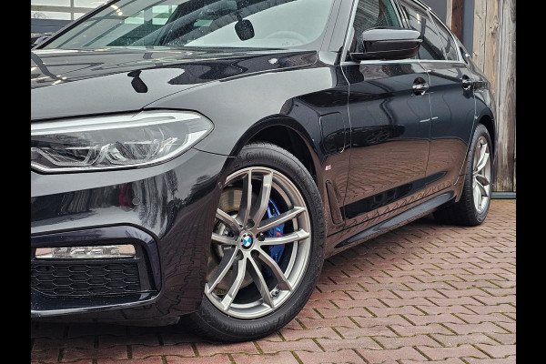 BMW 5 Serie 530e iPerformance High Executive | Automaat | M Sport | LED | Stoelverwarming | Park Assist | Driving Assist | Leder | M Aerodynamics |