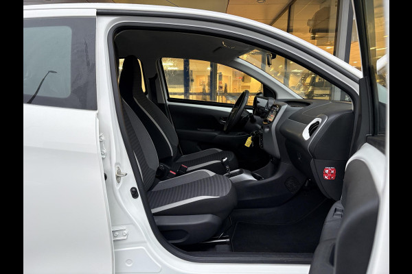 Toyota Aygo 1.0 VVT-i x-play | Carplay | Achteruitrijcamera | Airco | Automaat