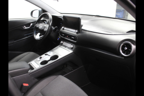 Hyundai Kona EV Comfort 64 kWh CAMERA | NAVI | CARPLAY | LMV17 | LED | PDC | CLIMATE | DAB | ADAPCRUISE