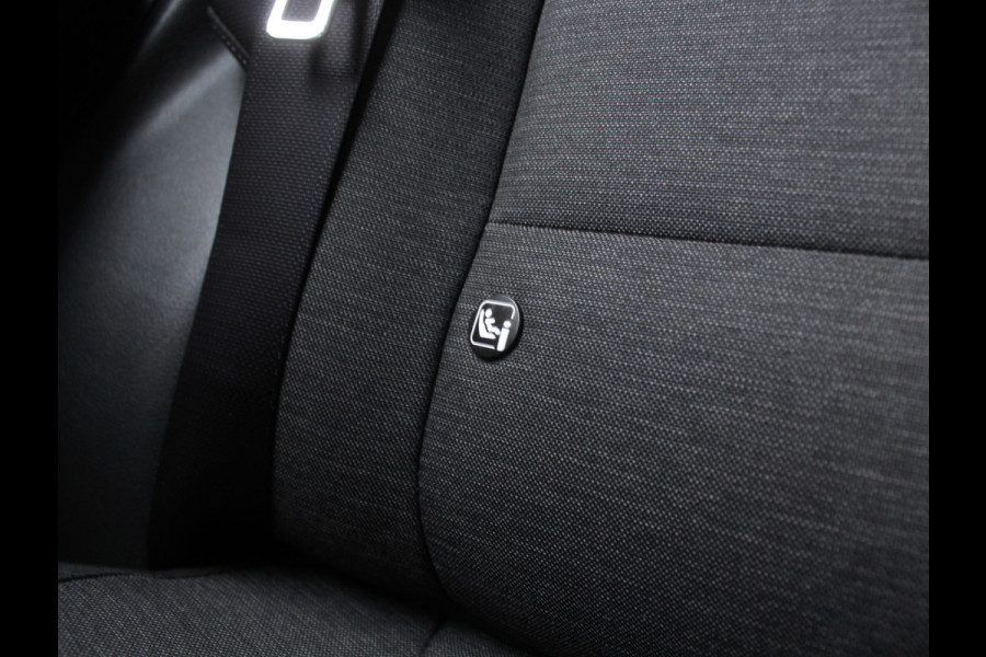 Hyundai Kona EV Comfort 64 kWh CAMERA | NAVI | CARPLAY | LMV17 | LED | PDC | CLIMATE | DAB | ADAPCRUISE