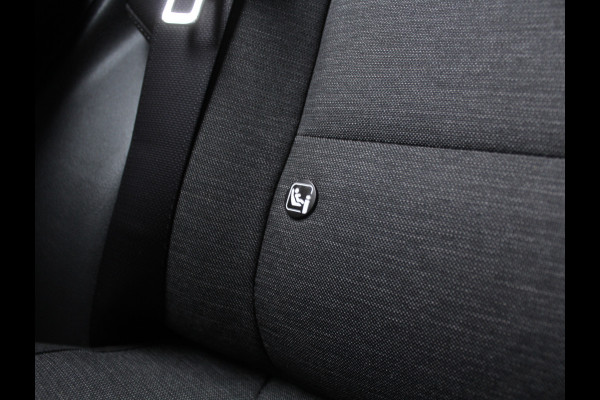 Hyundai Kona EV Comfort 64 kWh CAMERA | NAVI | CARPLAY | LMV17 | LED | PDC | CLIMATE | DAB | ADAPCRUISE