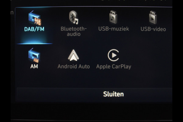 Hyundai Kona EV Comfort 64 kWh CAMERA | NAVI | CARPLAY | LMV17 | LED | PDC | CLIMATE | DAB | ADAPCRUISE