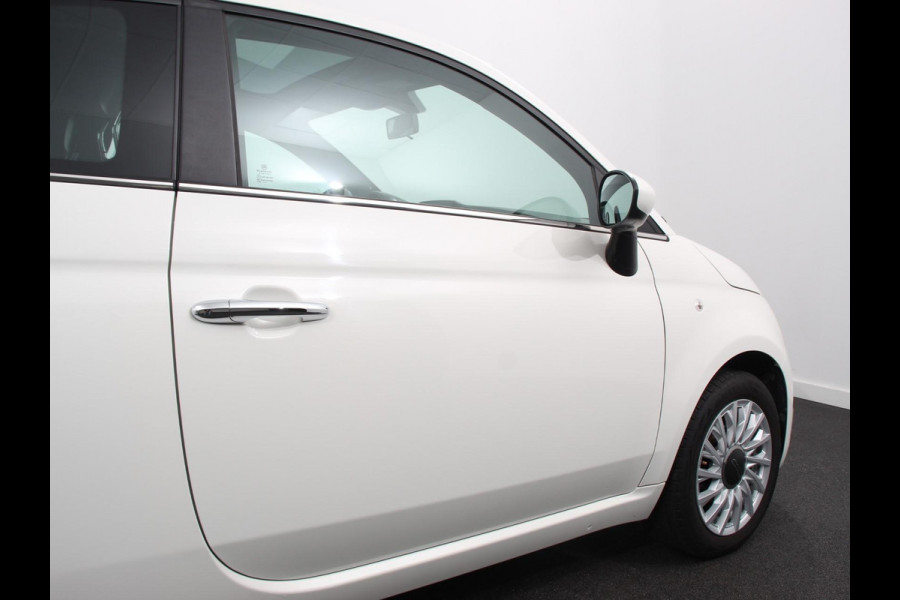 Fiat 500 1.0 Hybrid Dolcevita Panorama dak Control Parkeer Sensoren  Lichtmetalen Velgen Cruise Control