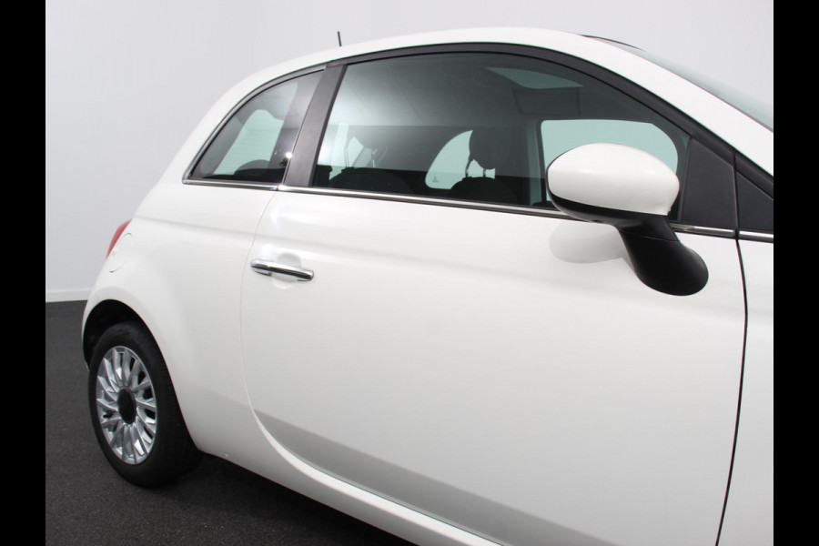 Fiat 500 1.0 Hybrid Dolcevita Panorama dak Control Parkeer Sensoren  Lichtmetalen Velgen Cruise Control