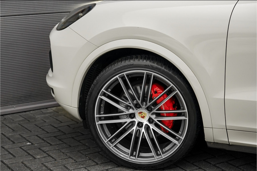 Porsche Cayenne Coupé 3.0 E-Hybrid Sport Chrono Memory 360° 22"