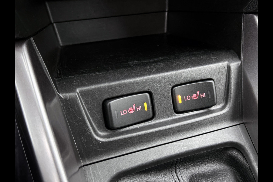 Suzuki Vitara 1.4 130PK Smart Hybrid / Panoramadak / Trekhaak / 1/2 Leder / Airco-ecc. / Pdc.V+A / Radio multimedia /