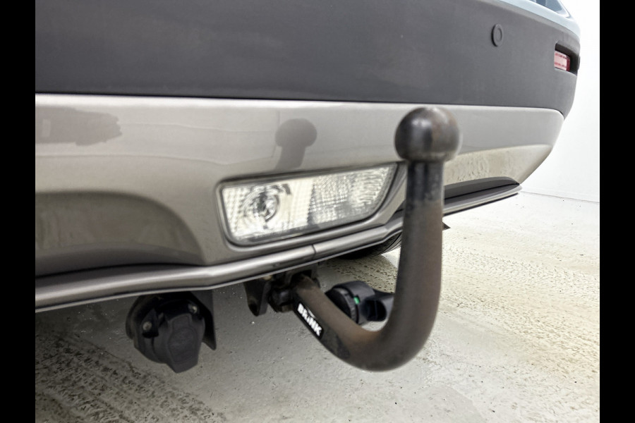 Suzuki Vitara 1.4 130PK Smart Hybrid / Panoramadak / Trekhaak / 1/2 Leder / Airco-ecc. / Pdc.V+A / Radio multimedia /